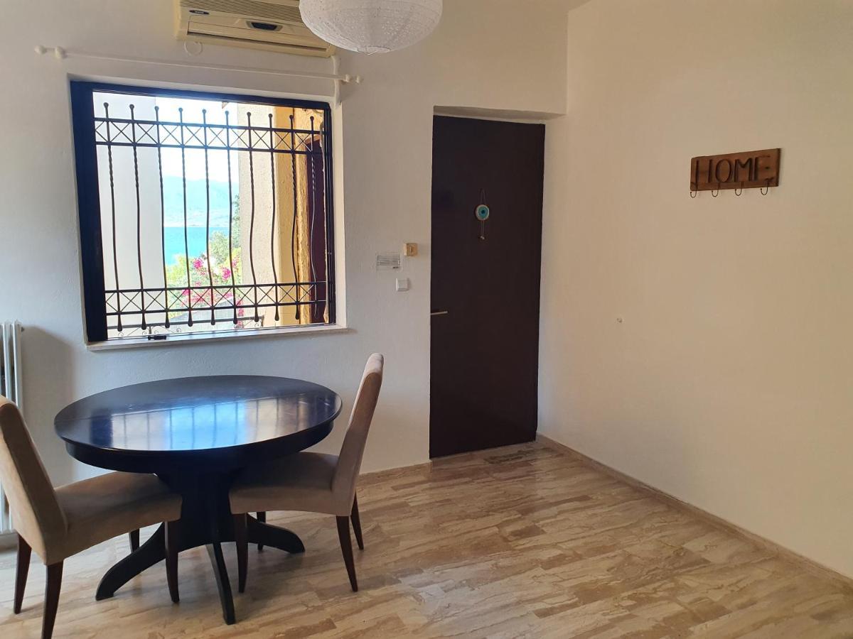 Julia'S Apartment กาลามาตา ภายนอก รูปภาพ