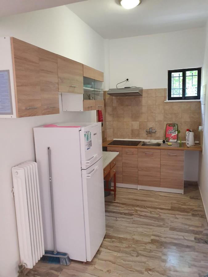 Julia'S Apartment กาลามาตา ภายนอก รูปภาพ