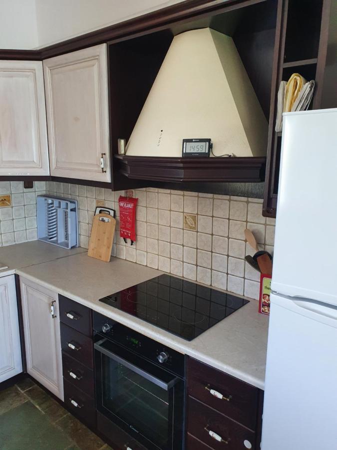 Julia'S Apartment กาลามาตา ภายนอก รูปภาพ